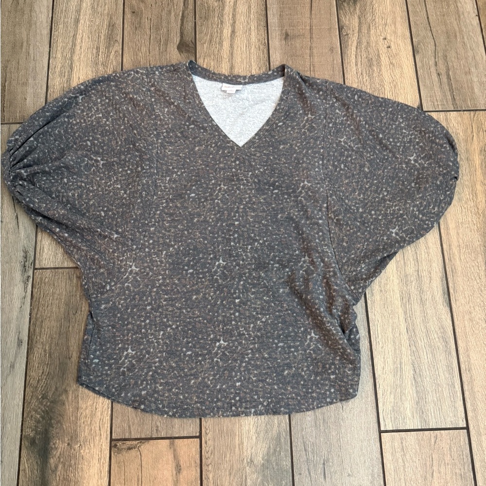 LuLaRoe Gray Patterned Top